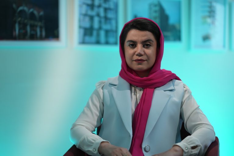 فرزانه موذنی، کارشناس معماری، ایدهپرداز و طراح نما در مهندسین مشاور متین